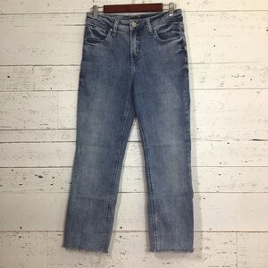 Silver Jeans Avery Straight Leg Raw Hems Cropped Ankle Size 29​​​​